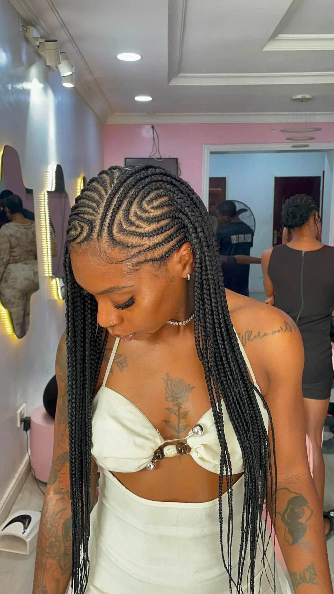 BOSS GIRL HAIR (1)